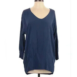 Vince Long Sleeve Cuffed Silk Blue Crewneck Blouse Size Small Women's